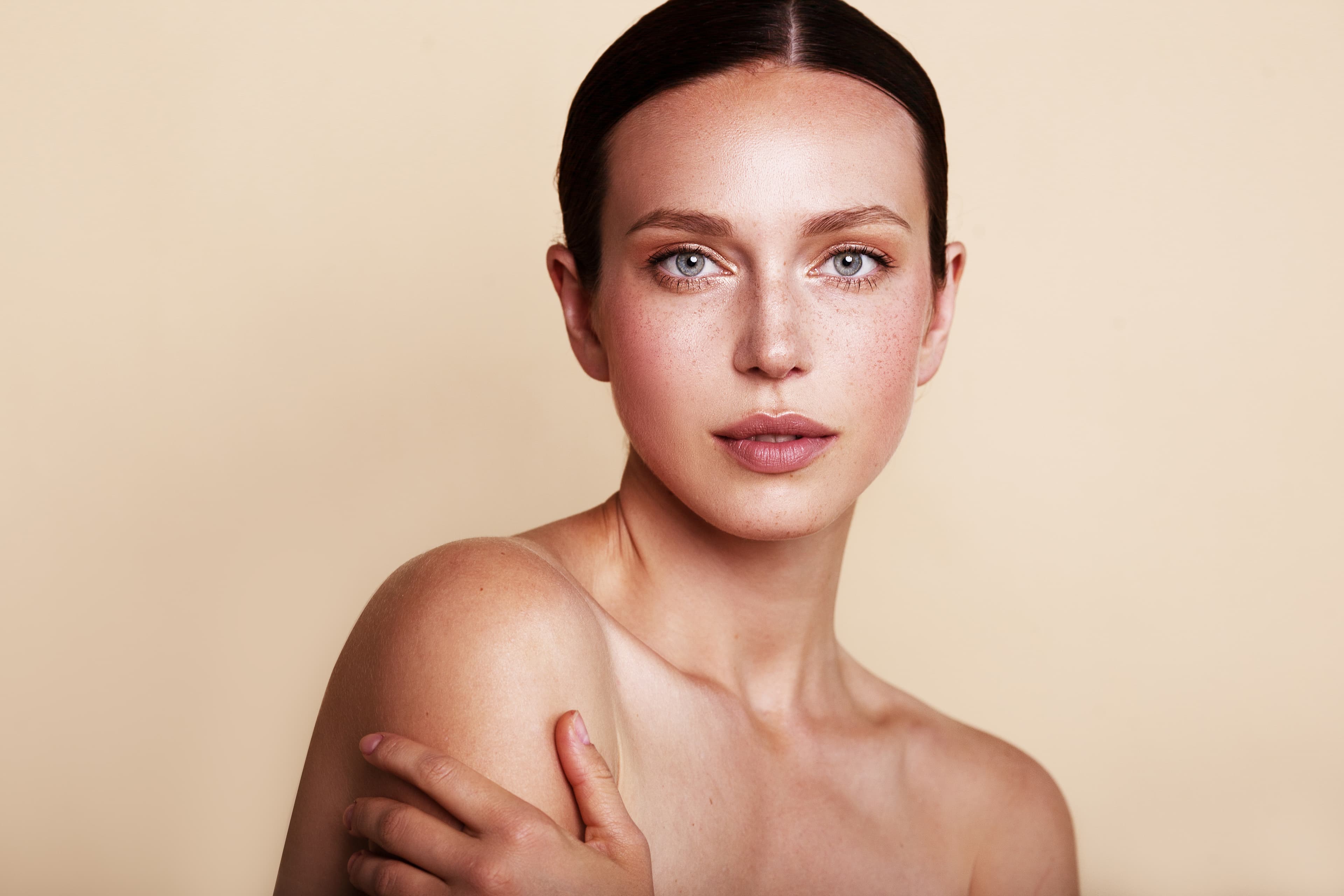 Thread lift treatment at FusionMed Toronto